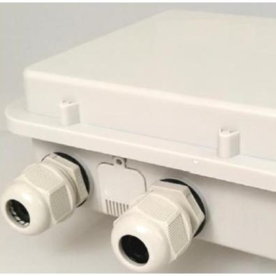 new low cost 4G LTE outdoor CPE Router with built-in Antenna, water proof casing.